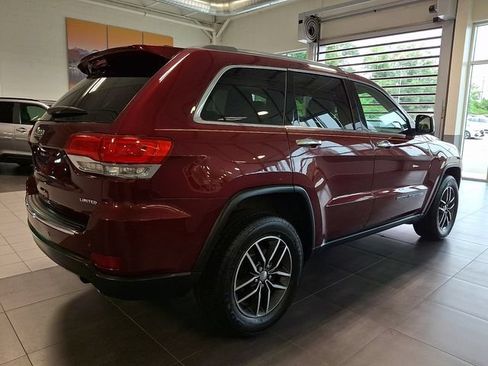 Used 2018 Jeep Grand Cherokee Limited AWD/4WD image 6