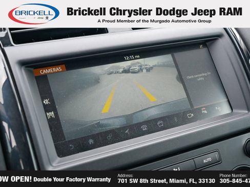 Used 2019 Land Rover Discovery SE AWD/4WD image 28