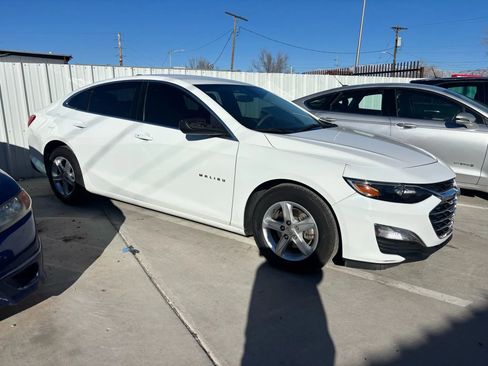 Used 2020 Chevrolet Malibu LS image 3