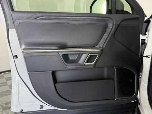 Used 2024 Rivian R1S Adventure AWD/4WD image 28