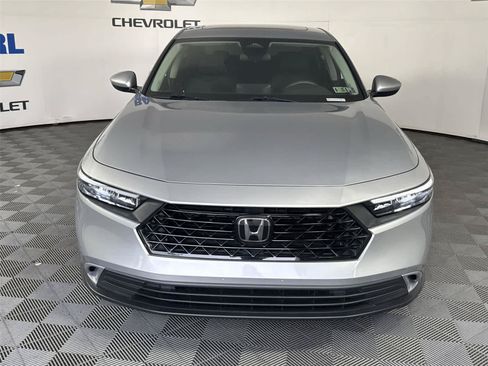 Used 2023 Honda Accord EX image 8