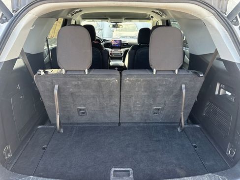 Used 2021 Ford Explorer XLT w/ Class III Trailer Tow Package image 27