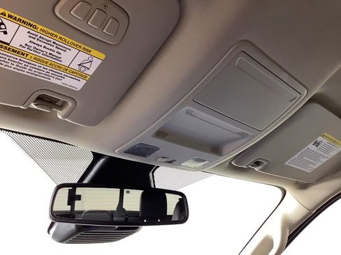 Used 2022 Ford Ranger Lariat w/ Equipment Group 501A High image 32