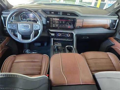 Certified 2025 GMC Sierra 1500 Denali Ultimate image 18