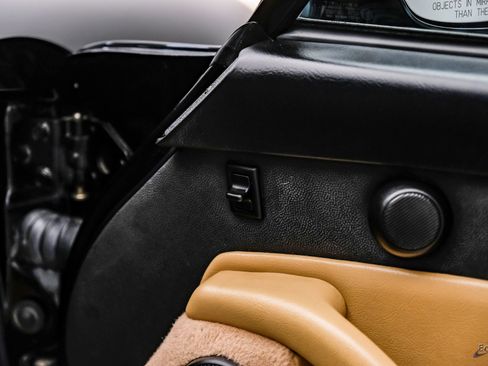 Used 1997 Porsche 911 Carrera S image 98