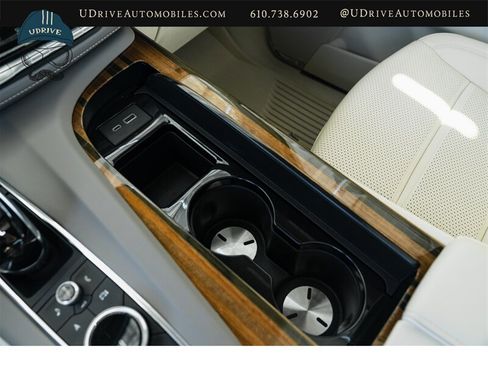 Used 2022 Cadillac Escalade ESV Premium Luxury Platinum AWD/4WD image 42