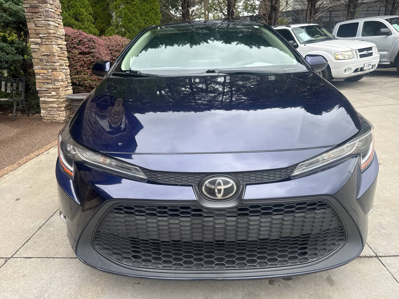Used 2020 Toyota Corolla LE FWD image 8