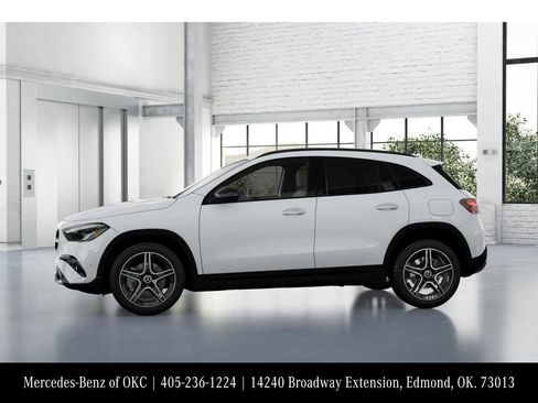 Used 2026 Mercedes-Benz GLA 250 4MATIC image 35