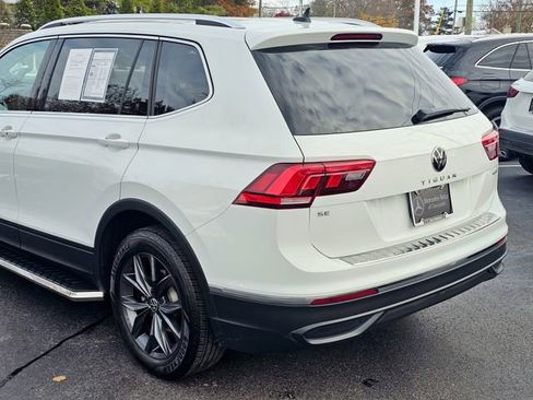Used 2022 Volkswagen Tiguan SE image 13