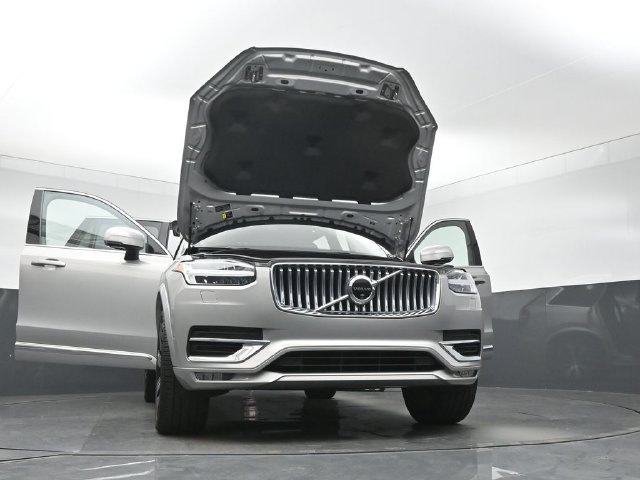 Used 2024 Volvo XC90 B6 Plus w/ Protection Package Premier AWD/4WD image 41