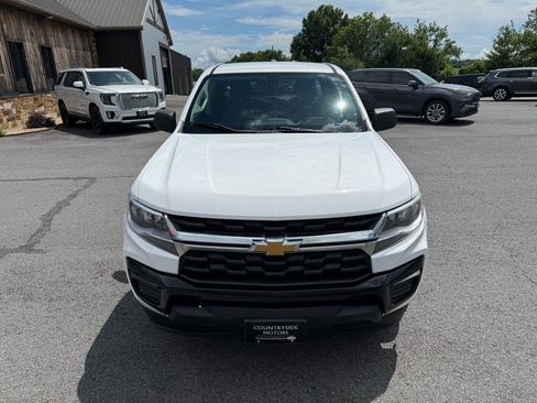 Used 2022 Chevrolet Colorado W/T RWD image 11