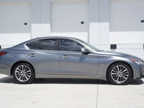 Used 2019 INFINITI Q50 Luxe w/ Essential Package (3.0T Luxe) image 14