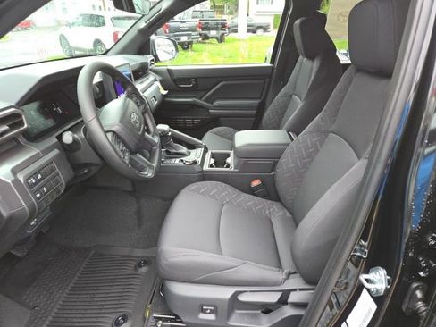 New 2025 Toyota Tacoma SR5 image 9