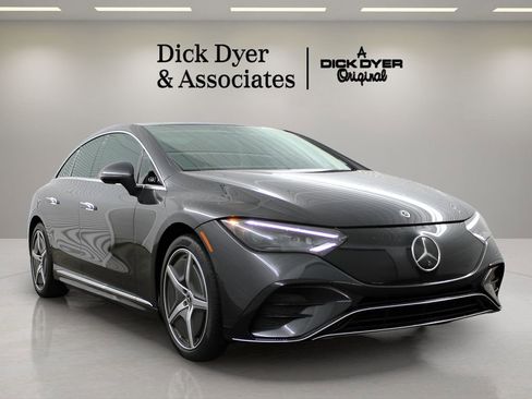 Used 2023 Mercedes-Benz EQE 350+ Sedan image 8