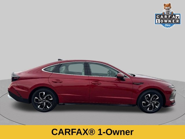 Used 2025 Hyundai Sonata SEL FWD image 2
