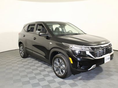 Used 2025 Kia Seltos LX