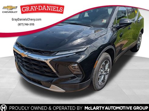 Used 2024 Chevrolet Blazer LT w/ Convenience Package FWD image 1