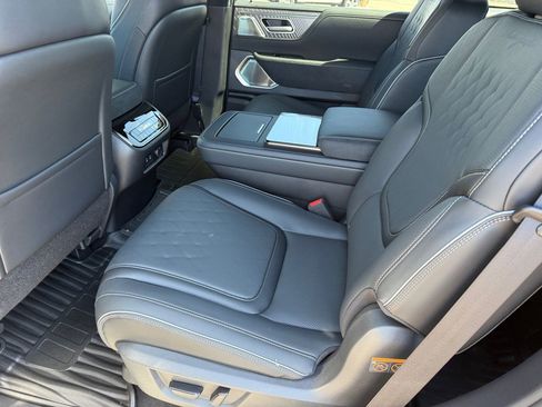 New 2026 INFINITI QX80 Autograph image 23