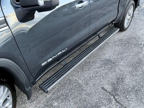 Certified 2021 GMC Sierra 1500 Denali w/ Denali Ultimate Package AWD/4WD image 23