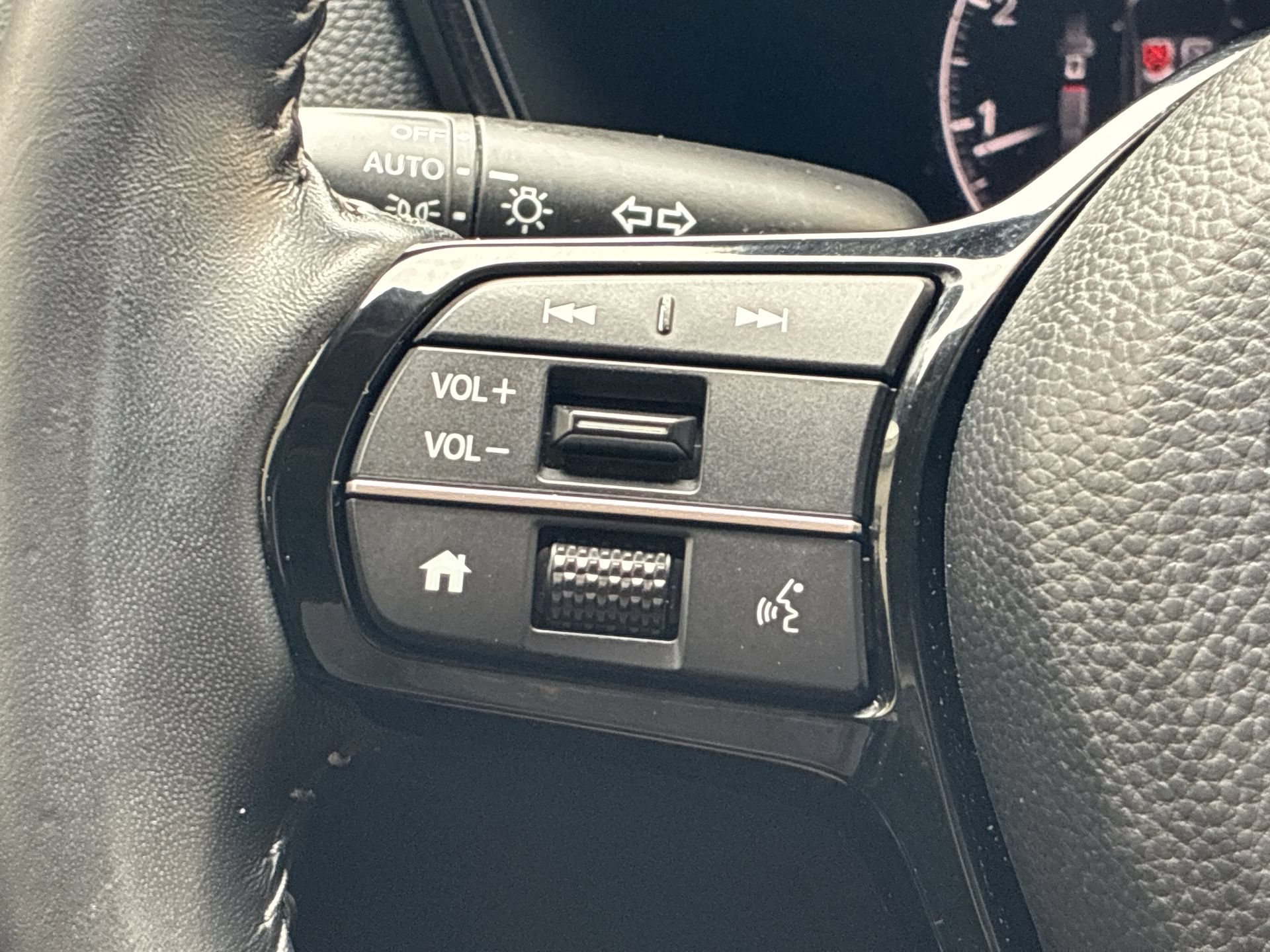 Certified 2025 Honda CR-V EX-L image 26