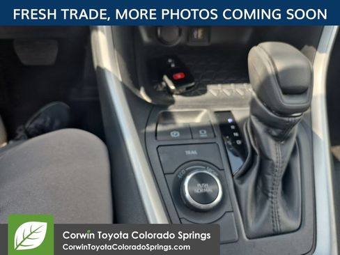 Used 2025 Toyota RAV4 XLE AWD/4WD image 16