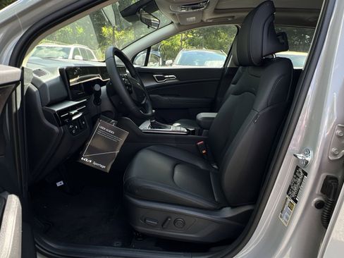 New 2026 Kia Sportage EX FWD image 26