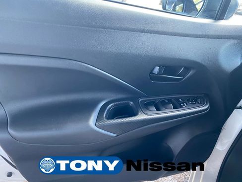 Used 2025 Nissan Versa S w/ Trunk Package FWD image 31