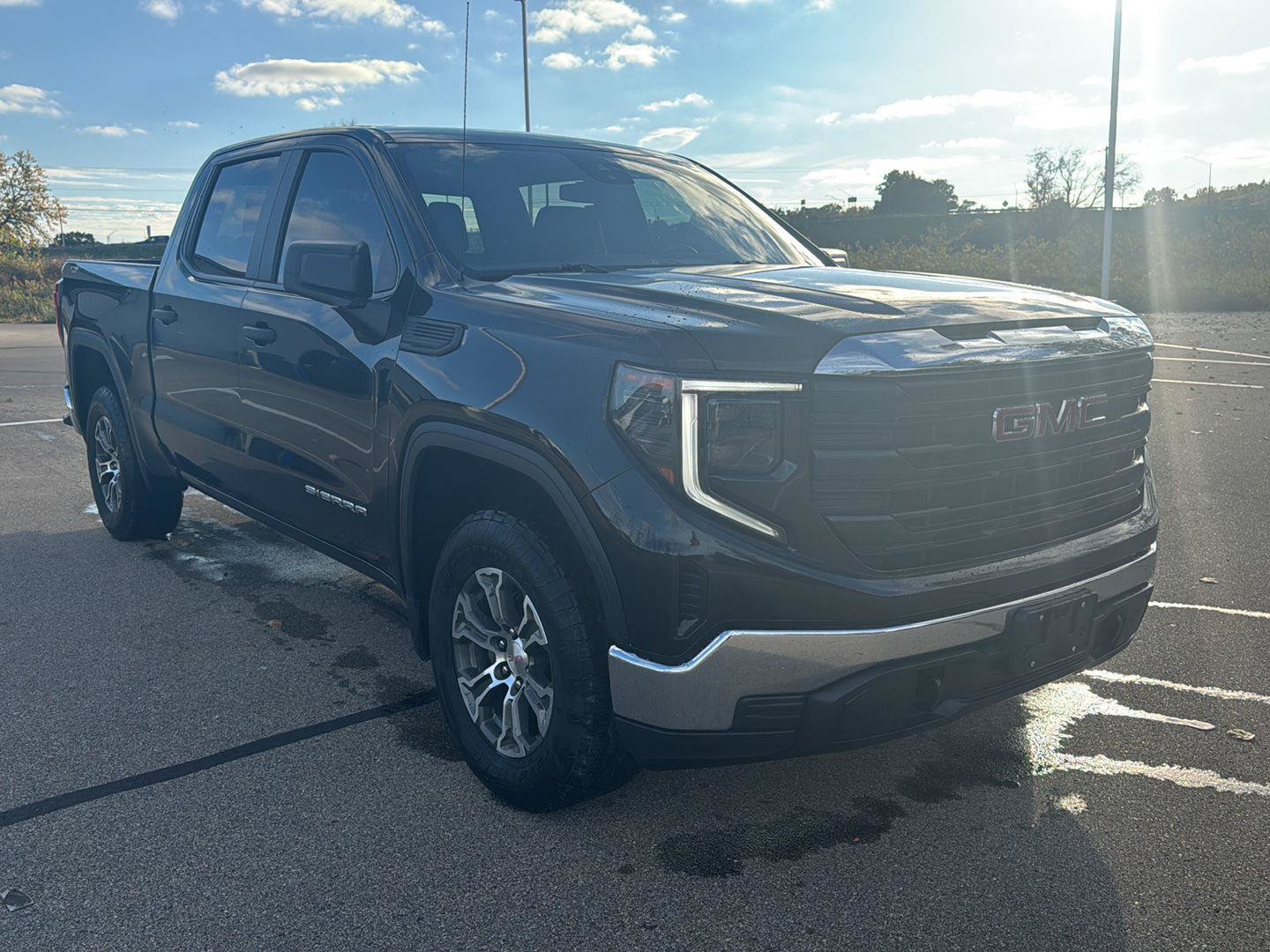 Used 2022 GMC Sierra 1500 Pro AWD/4WD image 7