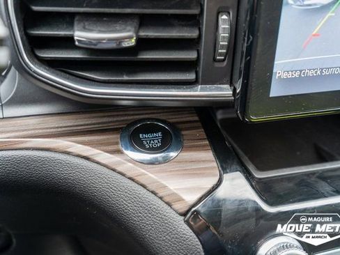 Used 2023 Ford Explorer Limited image 29