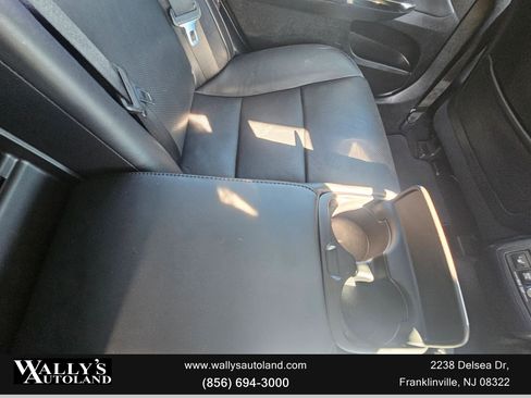 Used 2015 Toyota Avalon Limited image 21