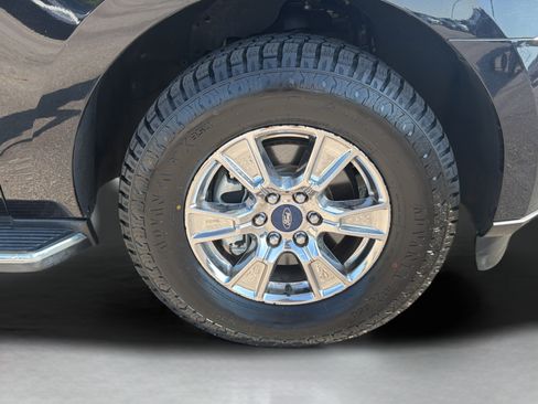 Used 2021 Ford Expedition XLT AWD/4WD image 8