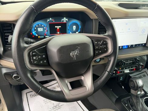 Used 2025 Ford Bronco Big Bend image 23