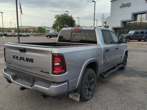 Used 2025 RAM 1500 Big Horn AWD/4WD image 3