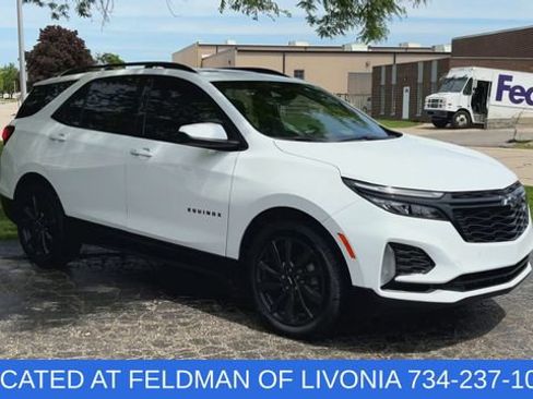 Used 2024 Chevrolet Equinox RS FWD image 2
