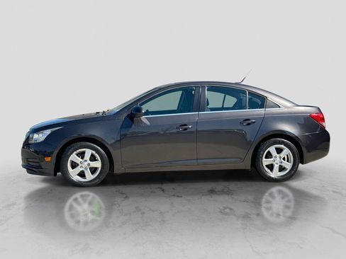 Used 2014 Chevrolet Cruze LT FWD image 3