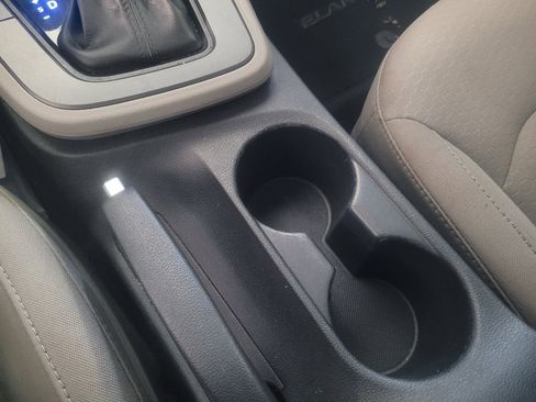 Used 2019 Hyundai Elantra Value Edition FWD image 26
