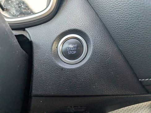 Used 2020 Toyota Corolla SE image 14