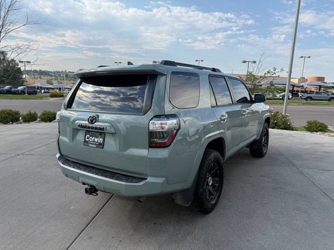 Used 2022 Toyota 4Runner Trail Special Edition AWD/4WD image 8