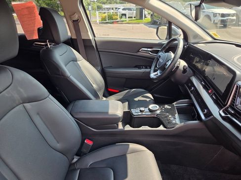 Used 2023 Kia Sportage EX AWD/4WD image 27