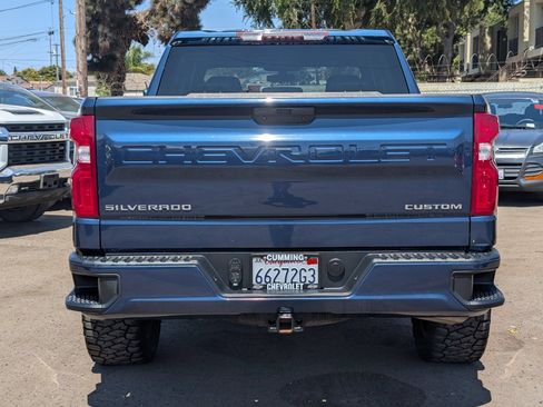 Used 2021 Chevrolet Silverado 1500 Custom RWD image 9