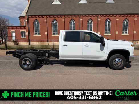 New 2026 Chevrolet Silverado 3500 LT image 6