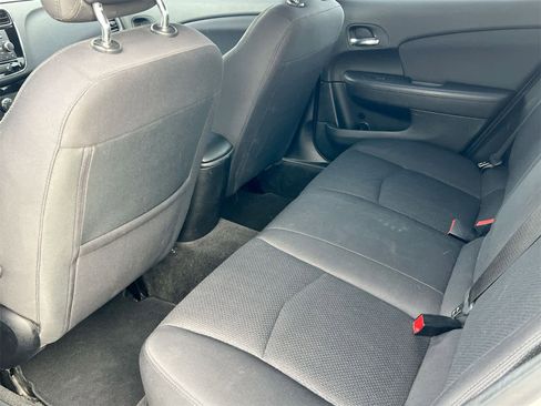 Used 2012 Chrysler 200 Touring image 18