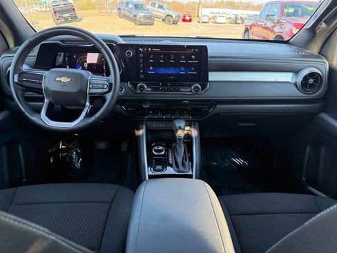 Used 2023 Chevrolet Colorado LT image 13