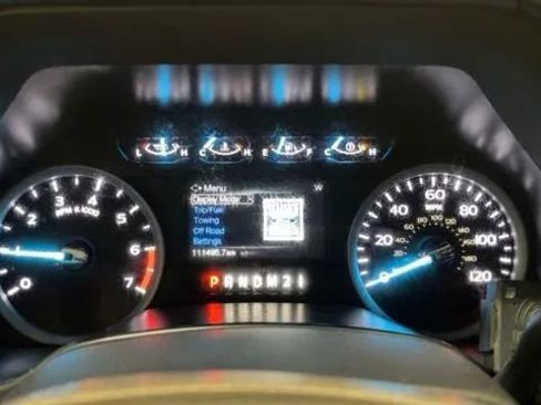 Used 2019 Ford F250 XLT w/ XLT Value Package image 14