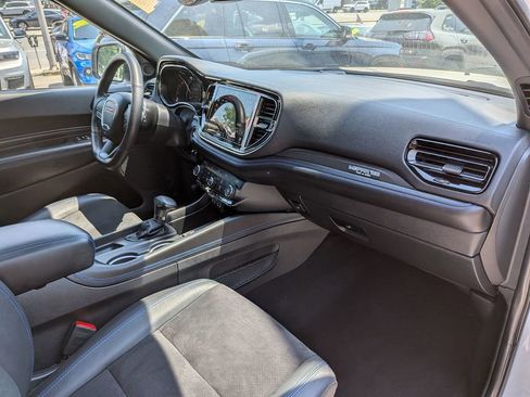 Used 2022 Dodge Durango R/T w/ Tow 'N Go Package AWD/4WD image 33