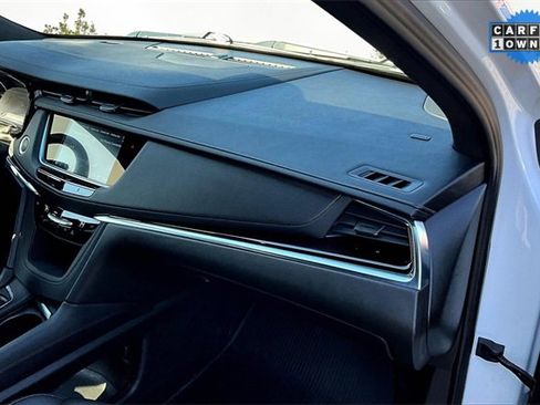 Used 2023 Cadillac XT6 Luxury image 17