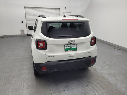 Used 2022 Jeep Renegade Sport w/ Sport Appearance Group AWD/4WD image 6