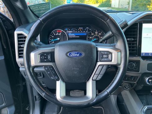 Certified 2022 Ford F250 Platinum w/ FX4 Off-Road Package image 16