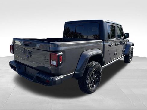 Used 2021 Jeep Gladiator Willys image 3