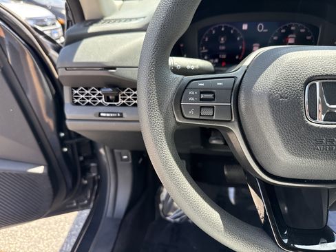 Certified 2023 Honda Accord LX image 19